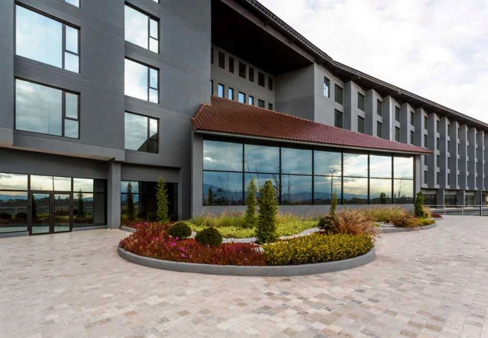 Wyndham Quito Airport Hotel